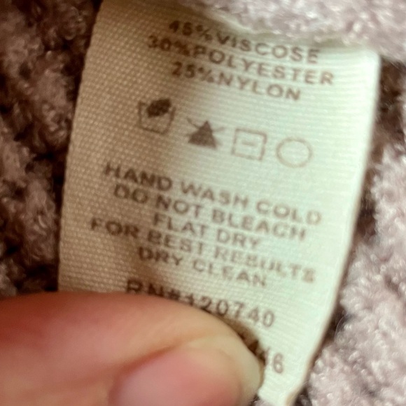 Mystic faux fur sleeved viscose knit sweater size medium creamy grey - Picture 8 of 8